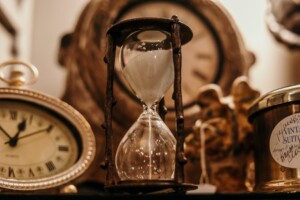 shallow focus of clear hourglass in the timing