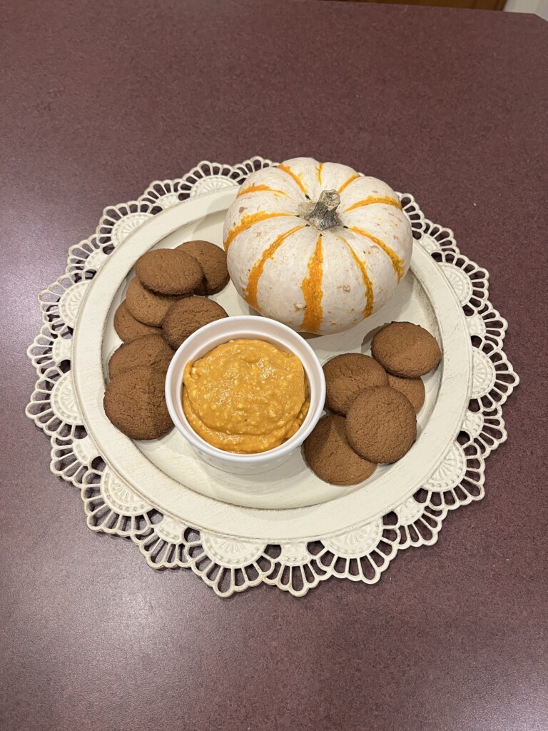 pumpkin with pumpkin dip and ginger snaps