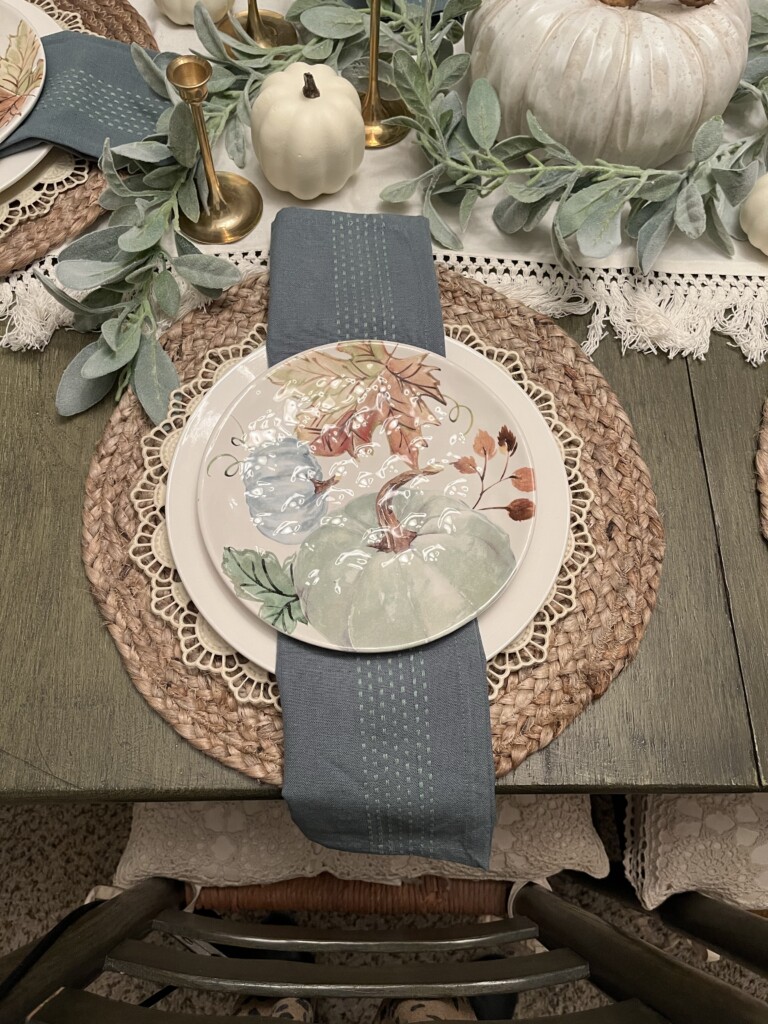 Thanksgiving place setting on budget