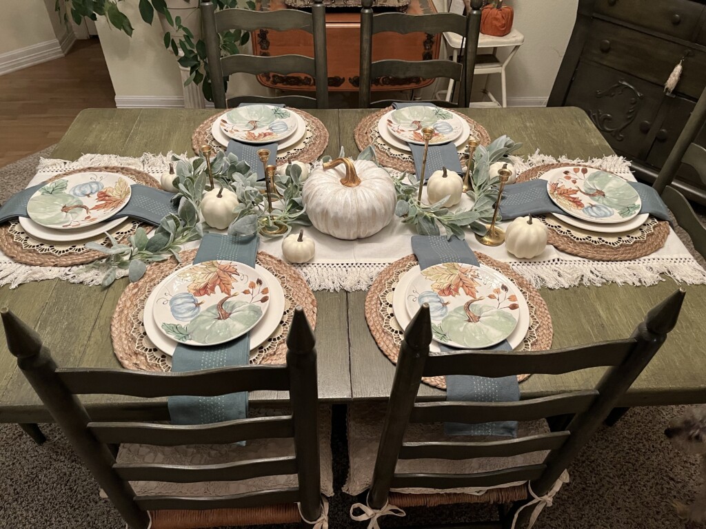 Thanksgiving table setting tablescape