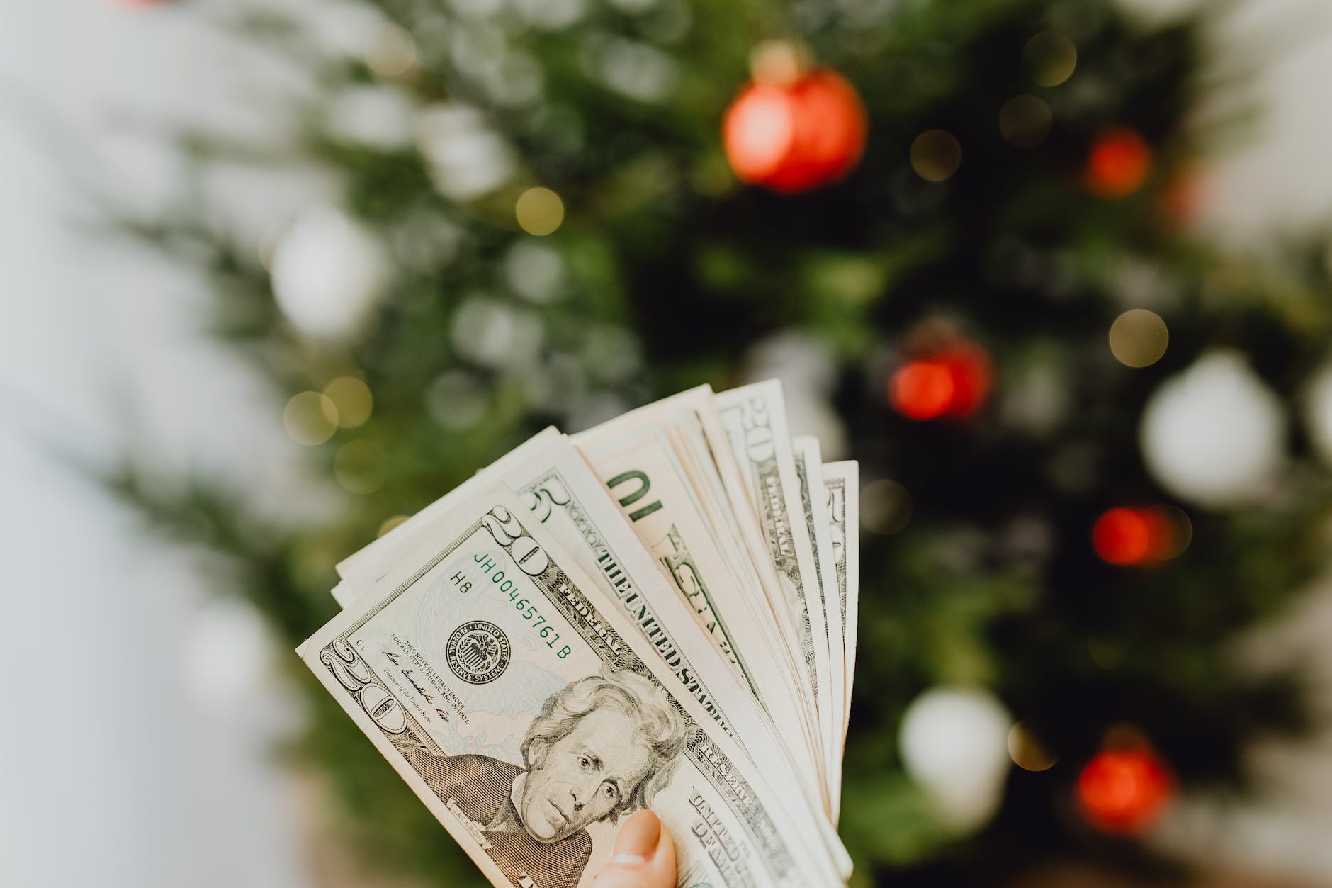 How to Save Money During Christmas and Throughout the Year